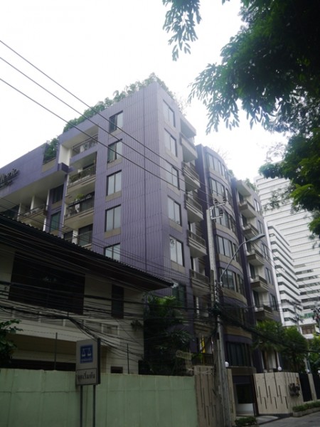 Collezio, Sathorn Soi 8, Silom, Bangkok