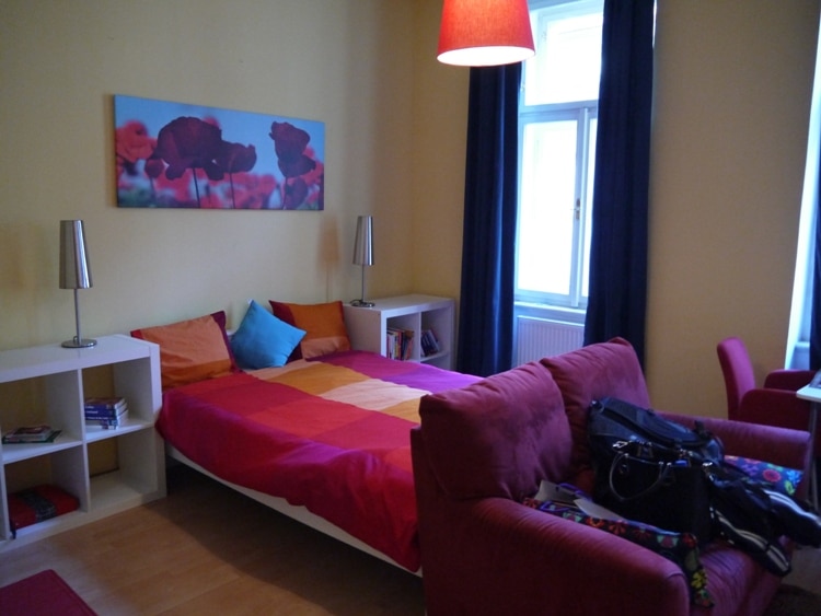Colorful Airbnb Apartment In Prague