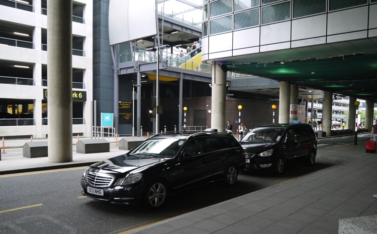 Taxis At Gatwick Airport