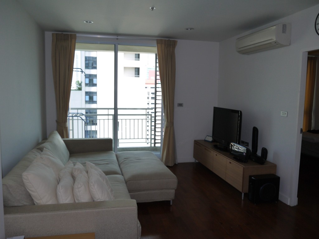 baan-sirisilom-bangkok-living-room-2 Our Bangkok Condo