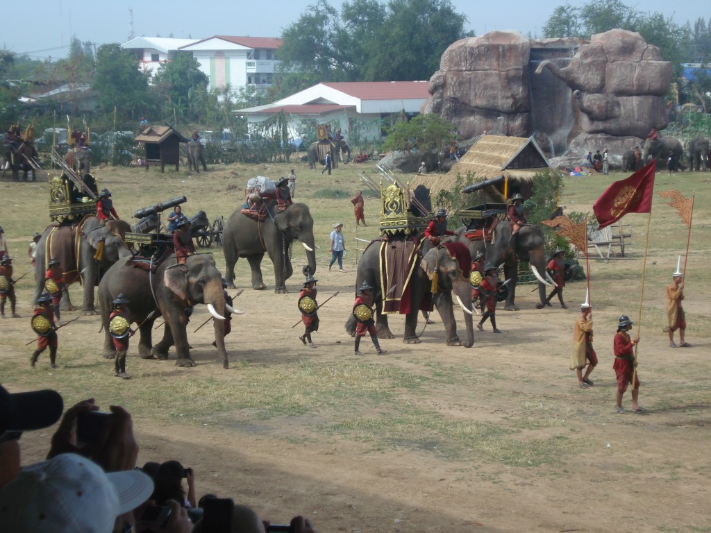 elephants-going-into-battle Elephants Going Into Battle