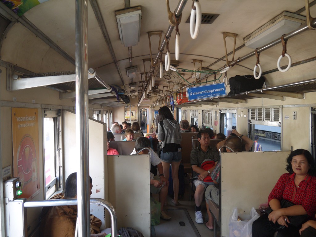 Train To Ayutthaya 3rd Class Train To Ayutthaya