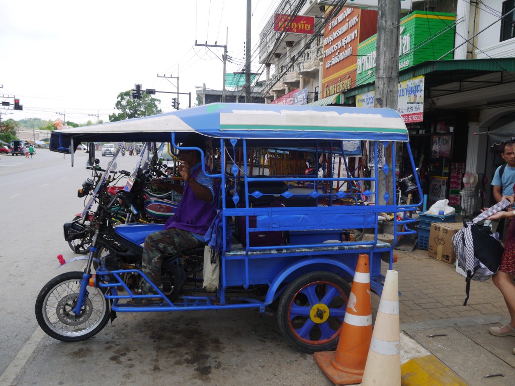 Tuk-Tuk Waiting At Chiang Khong Bus Station