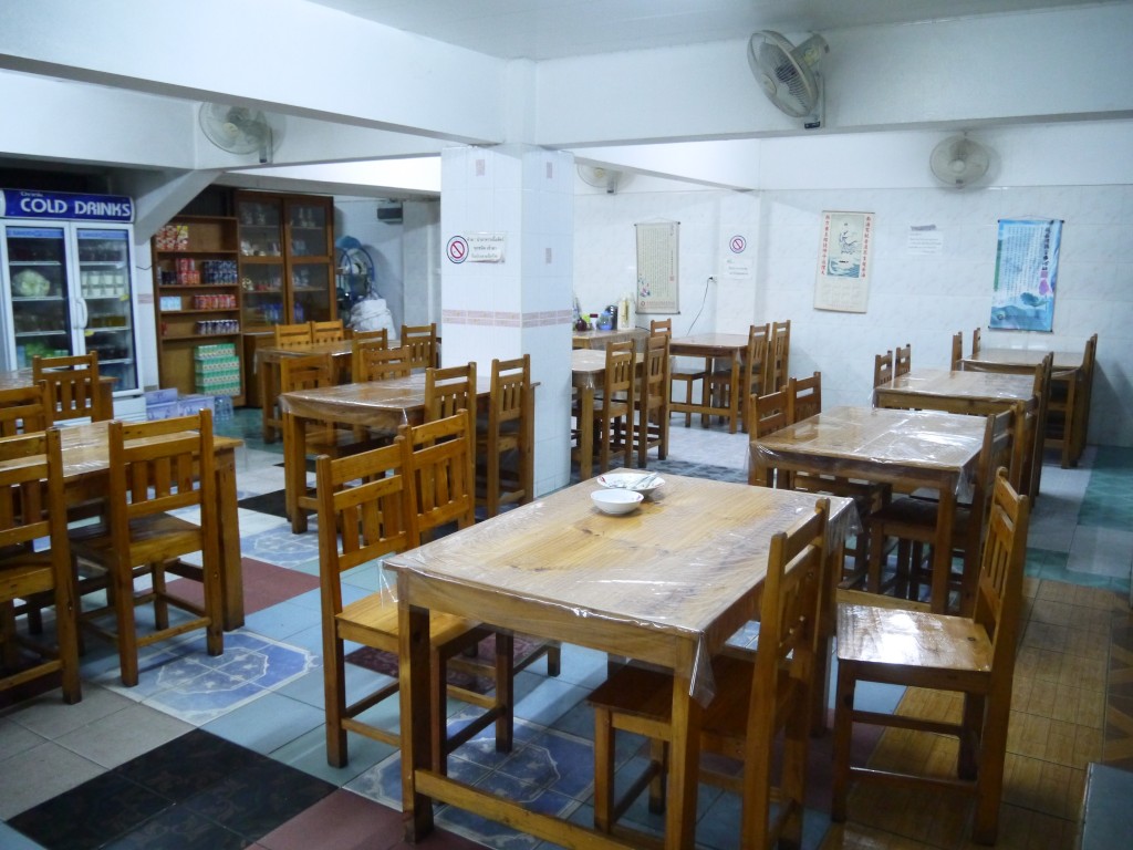 Inside Oasis Vegetarian Restaurant In Chiang Rai Inside Oasis Vegetarian Restaurant In Chiang Rai