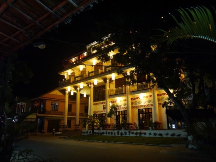Hoi An Lantern Hotel At Night