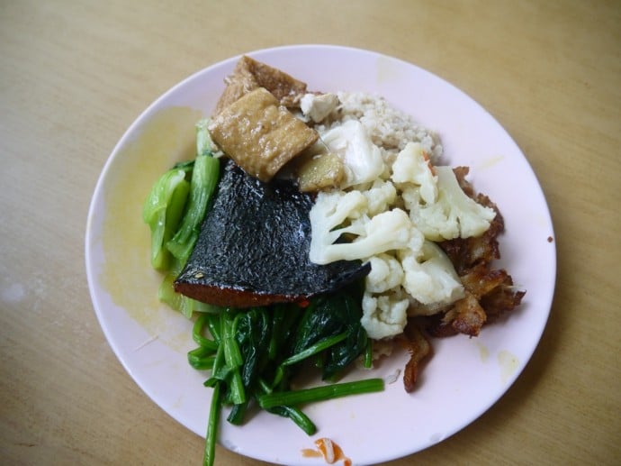 Vegetarian Buffer Lunch For 70 RM ($2.20)