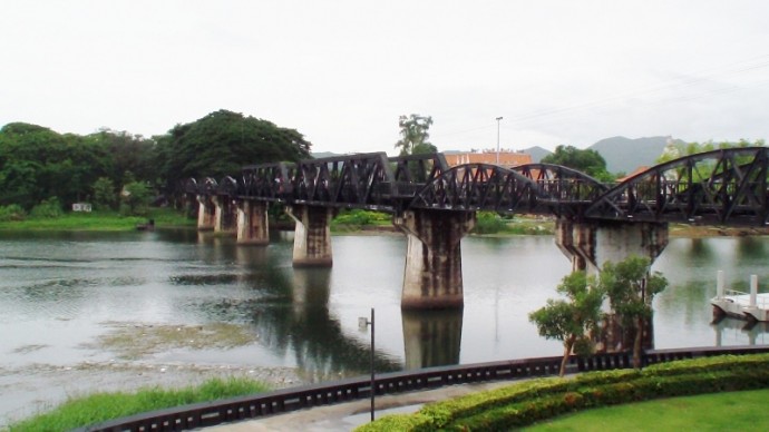 Get The Train From Thonburi Station For River Kwai Bridge