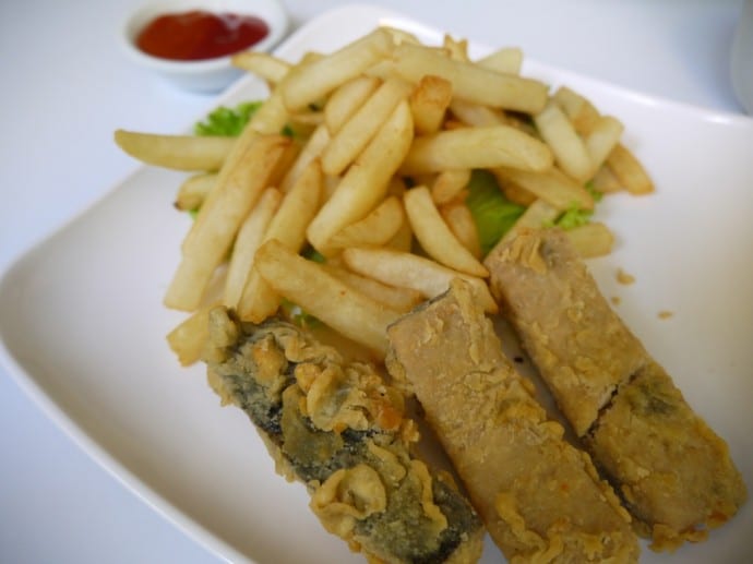 Veggie Feast & Chips At Loving Hut, Surabaya Veggie Feast & Chips At Loving Hut, Surabaya