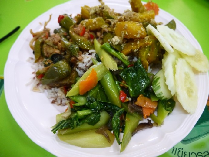 Lunch At SV Vegetarian, Sathorn Soi 8 Food Court