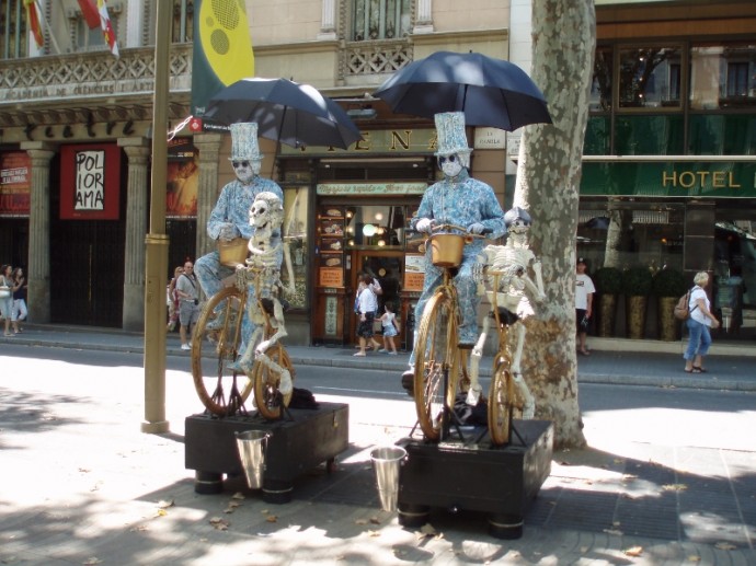 Performance Artists On La Rambla