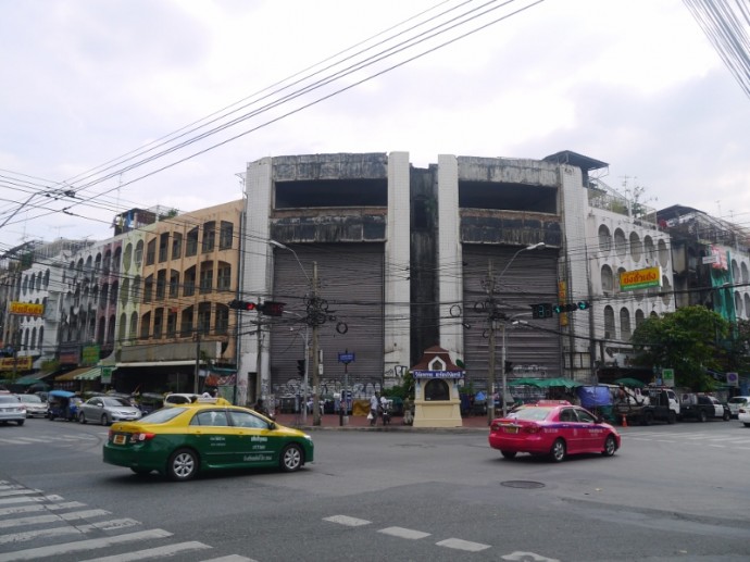 New World Mall At Bang Lam Pu Junction New World Mall At Bang Lam Pu Junction