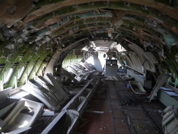 Upper Deck Looking Towards The Back Of The Plane