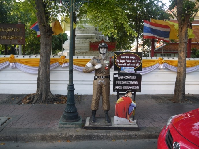 A Fake Policeman Near Khao San Road