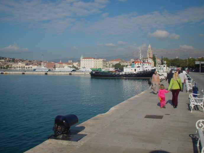 An Easy Walk From The Ferry Post To The Town Center