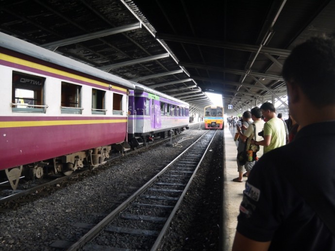 Bangkok To Korat Train Arriving In Bangkok