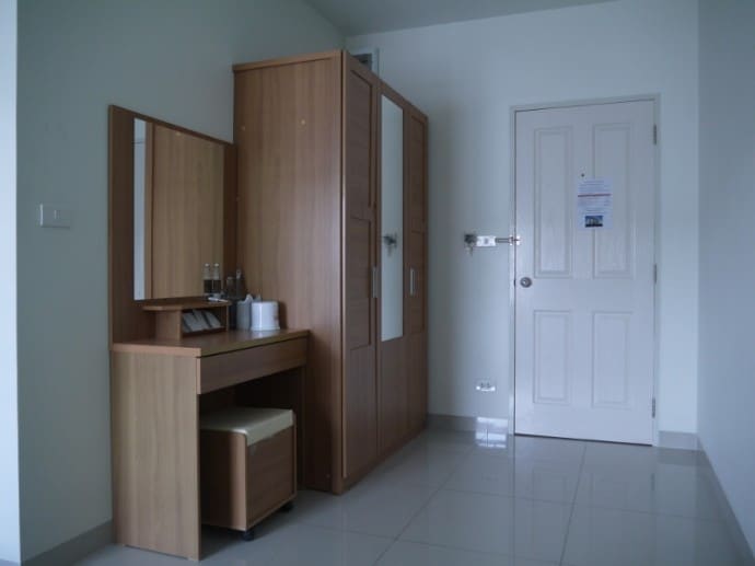 Wardrobe & Dressing Table At Sawairiang Place Hotel, Korat Wardrobe & Dressing Table At Sawairiang Place Hotel, Korat