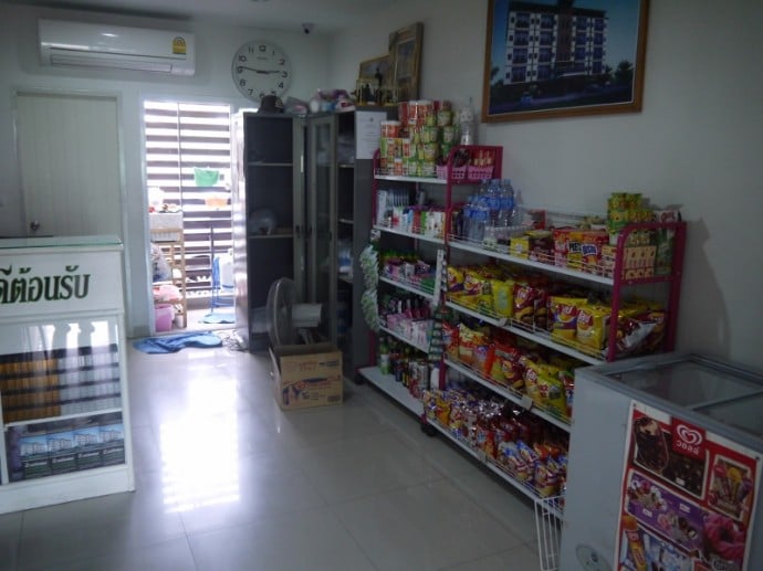 Reception & Shop At Sawairiang Place Hotel, Korat