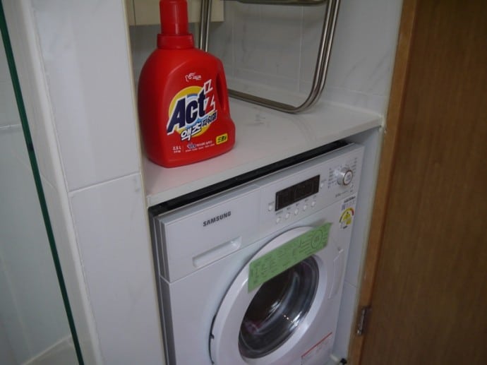 Washer Dryer At Charm #3 Apartment, SK Hub, Seoul