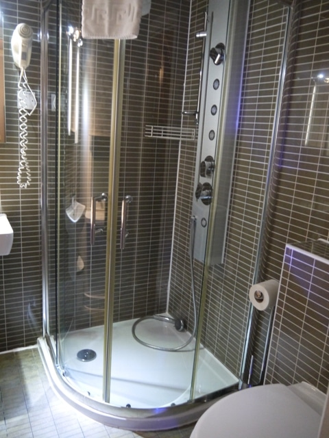 Bathroom At 73 Suites Apart Hotel, Bayswater, London