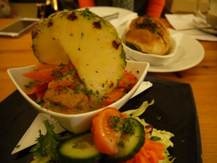 Pepper Pot & Garlic Bread At Rainbow Cafe, Cambridge