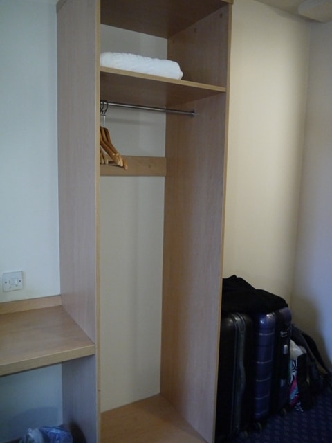 Wardrobe & Luggage Space At Travelodge, Farringdon