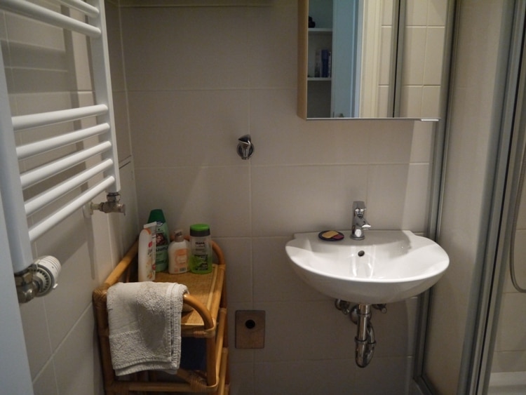Bathroom At Airbnb Apartment In Vienna