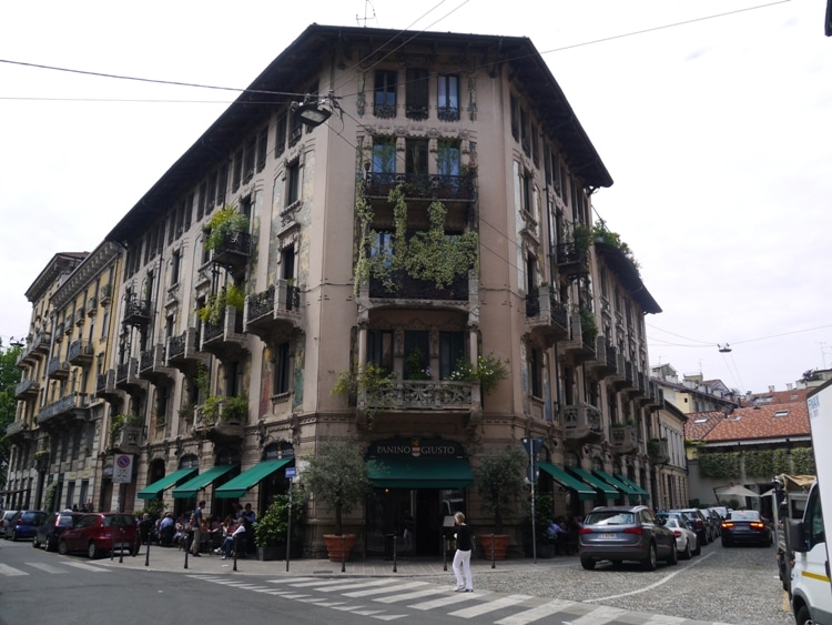 Beautiful Building, Milan