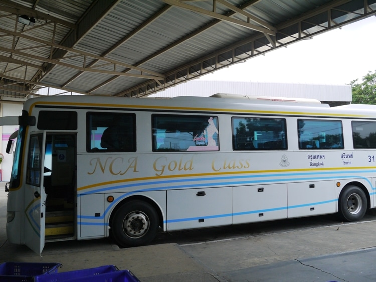 bangkok to surin by bus